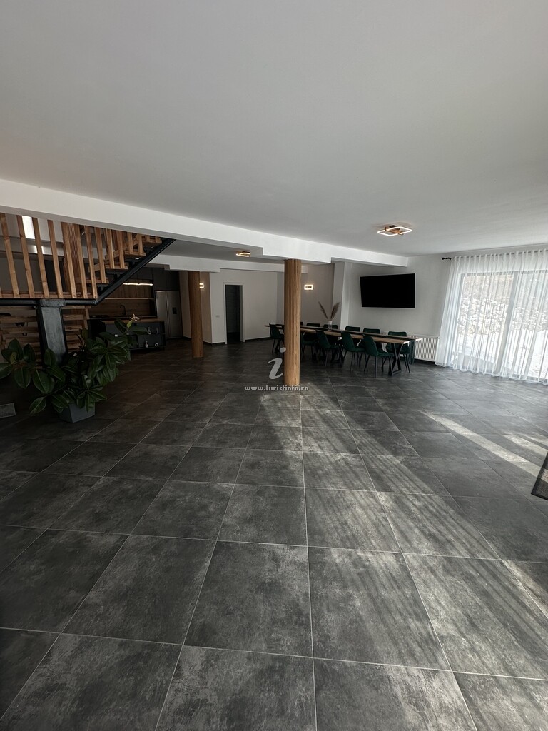 Pensiunea Forest House