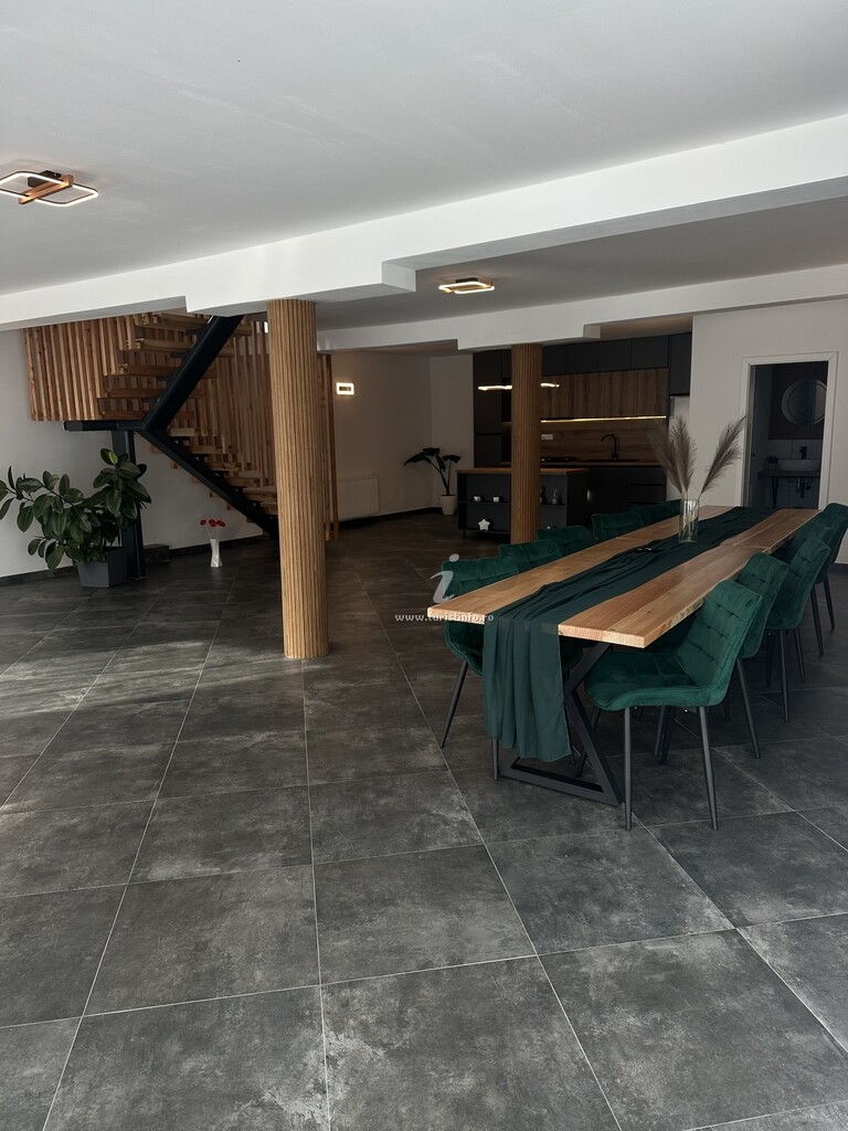 Pensiunea Forest House