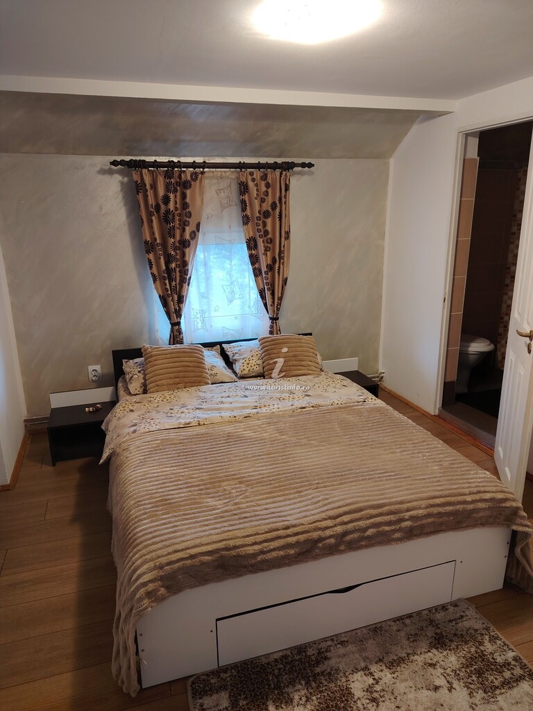 Casa din Deal