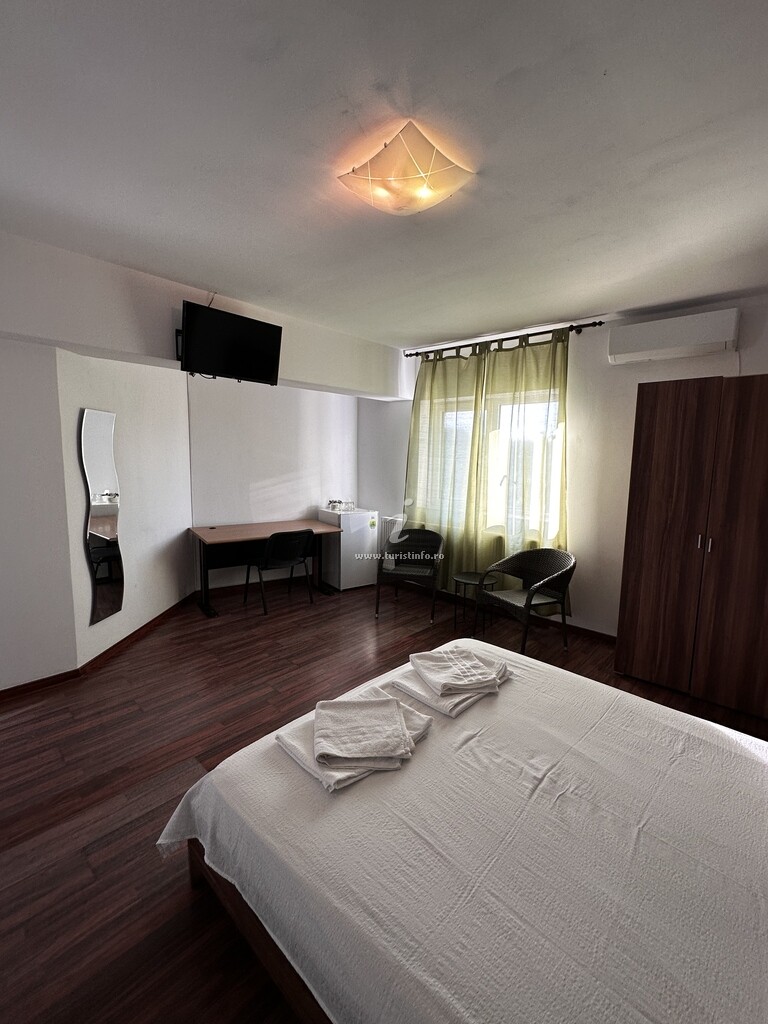 Camere de închiriat la Danezu