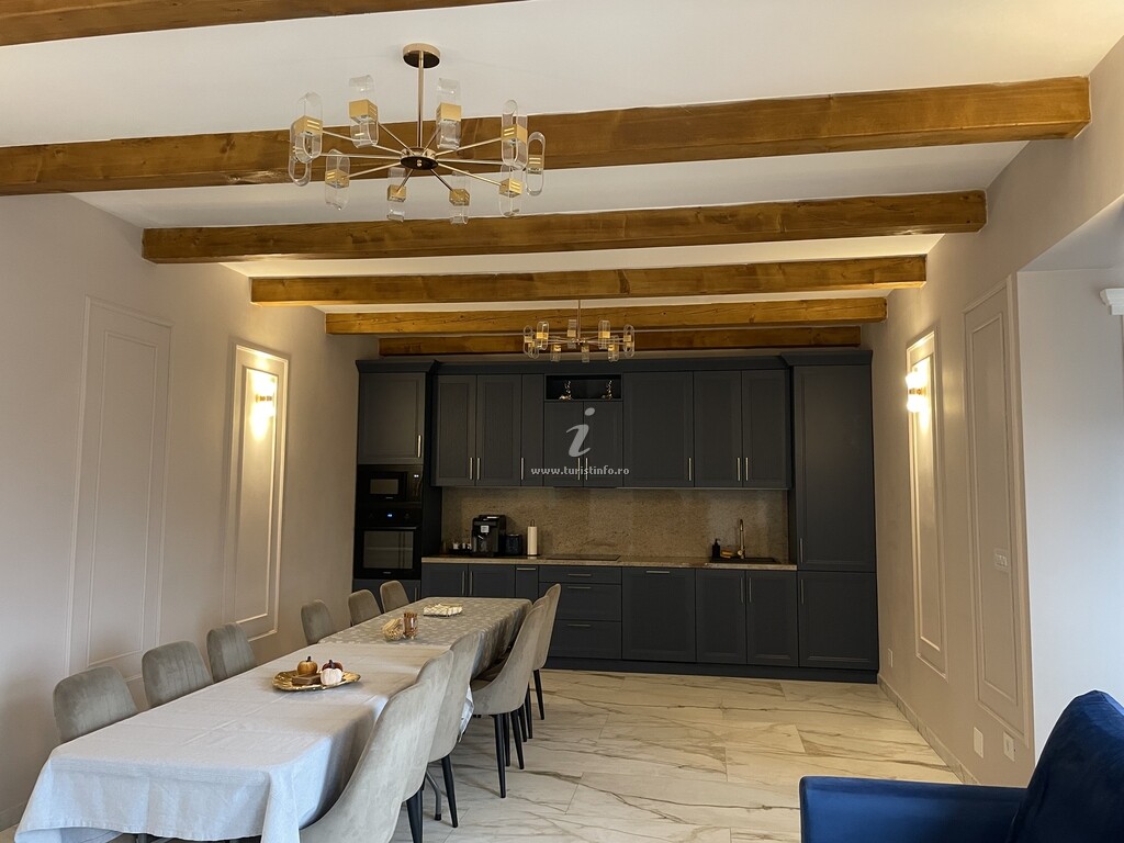 Casa de vacanță V-House
