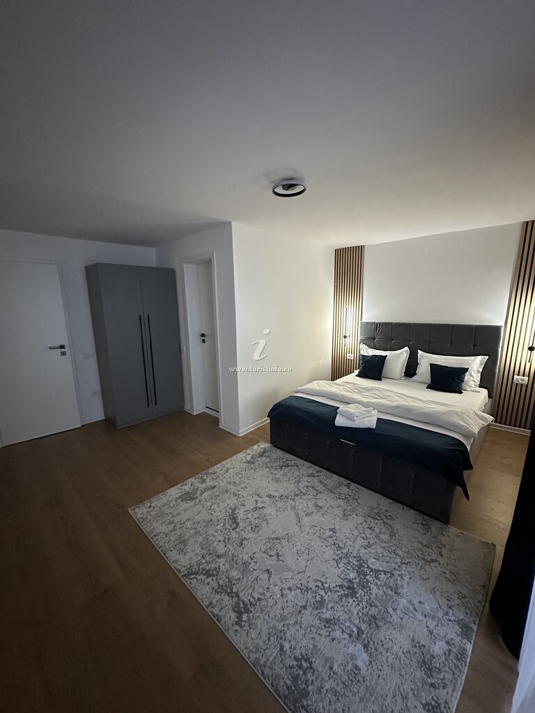 Pensiunea Forest House