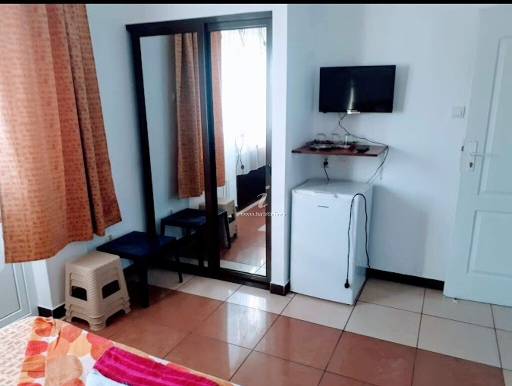 Camere de închiriat Casa Iftimie