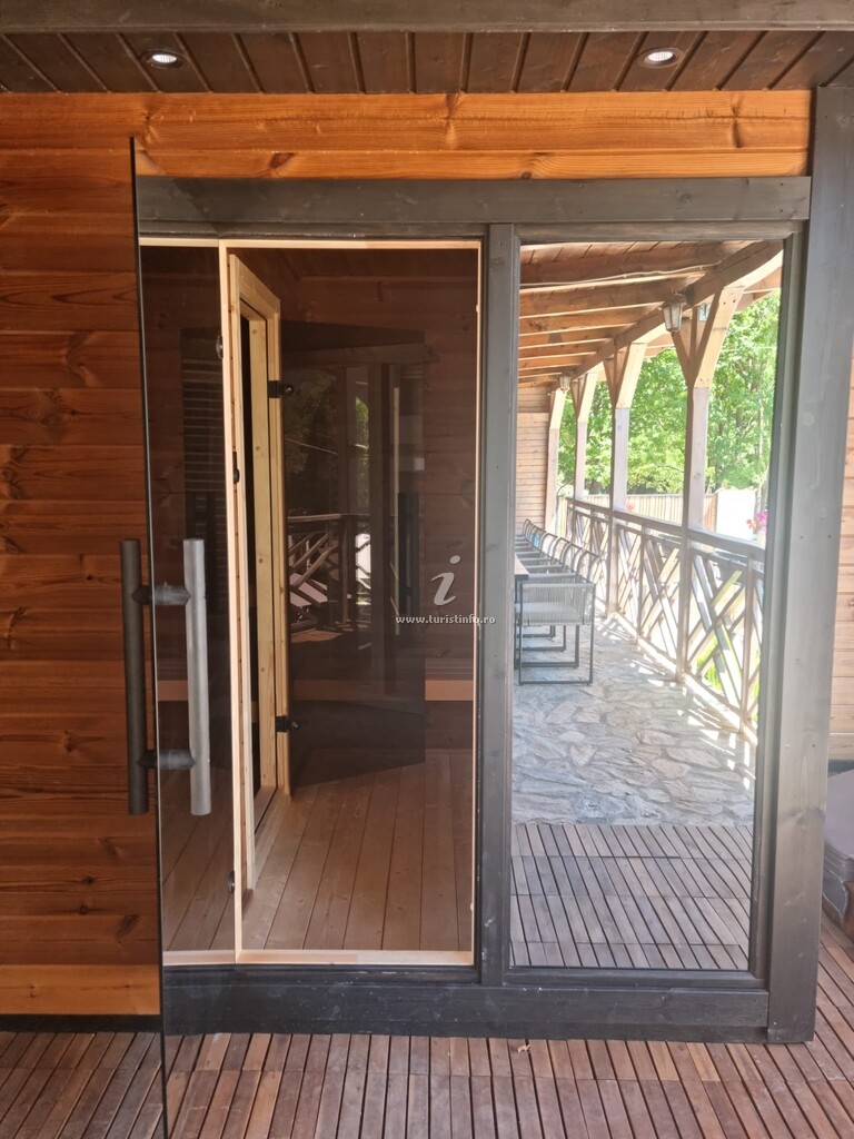Pensiunea The River Chalet