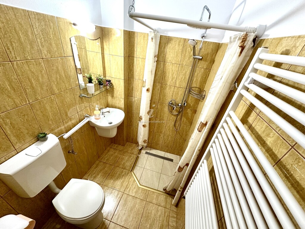 Pensiunea Casa Iliuț