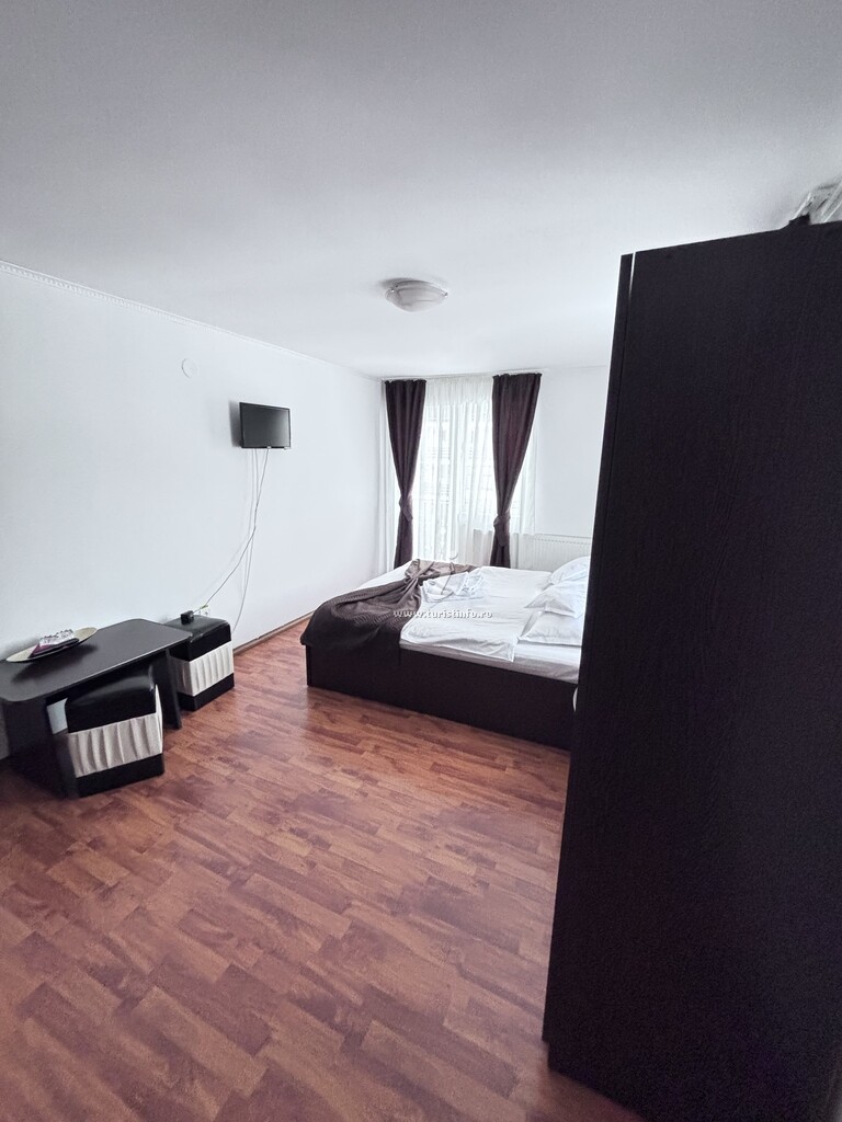 Camere de închiriat Alexandru Dorin
