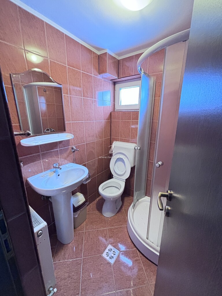 Camere de închiriat Alexandru Dorin