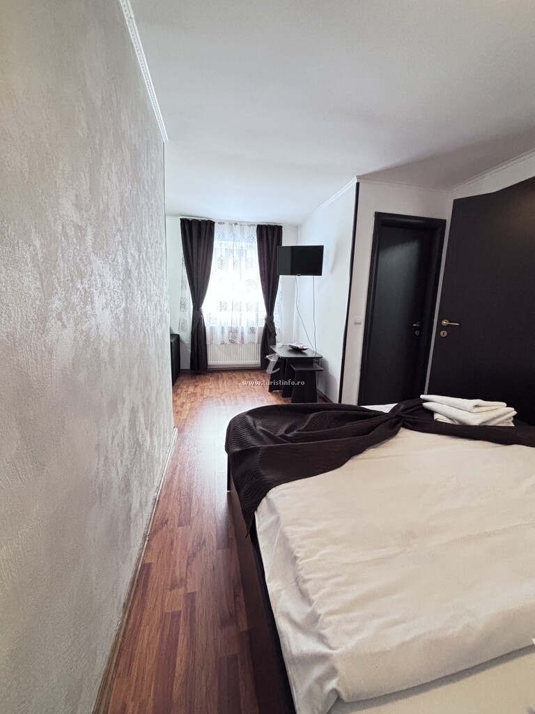 Camere de închiriat Alexandru Dorin