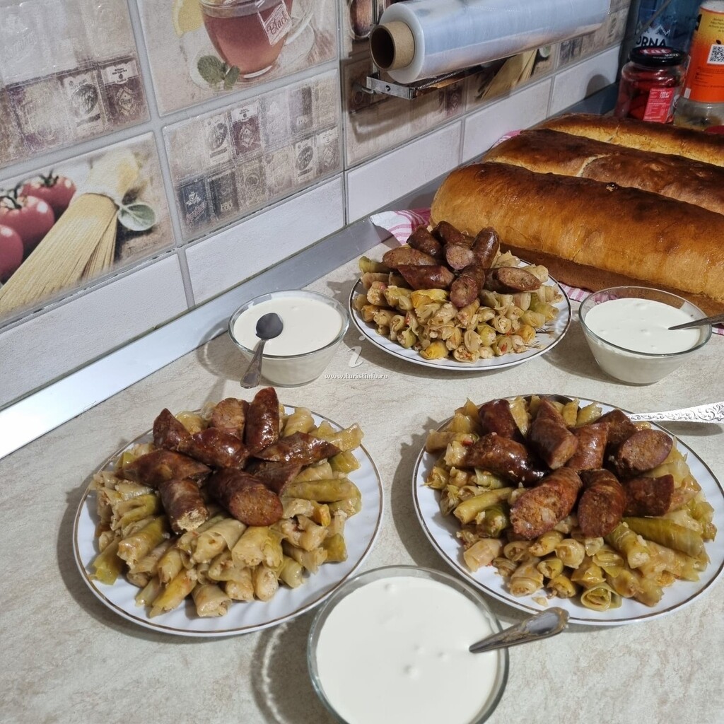 Pensiunea Crina