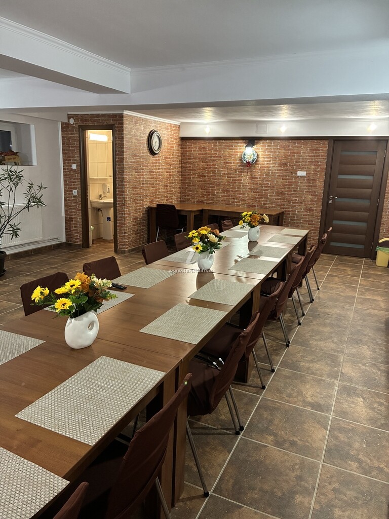 Pensiunea Carmen House