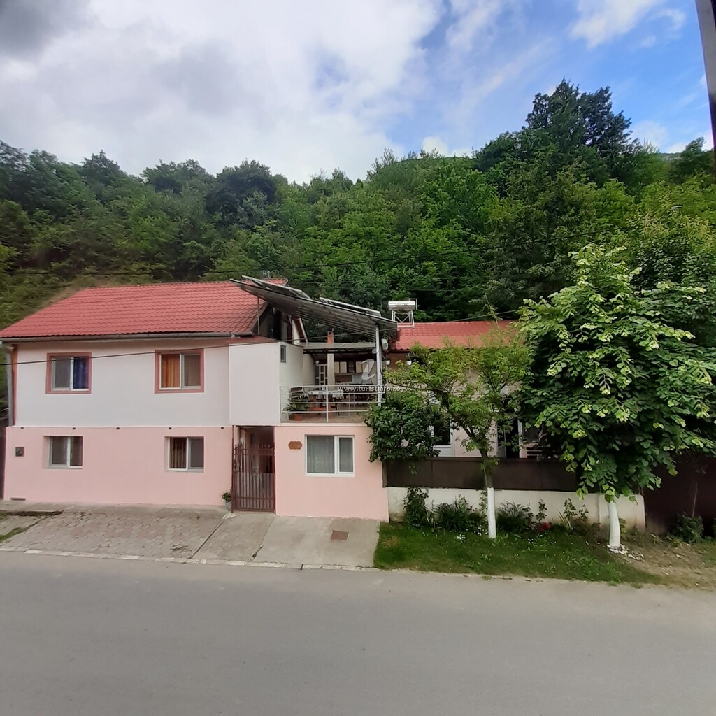 Casa Iza