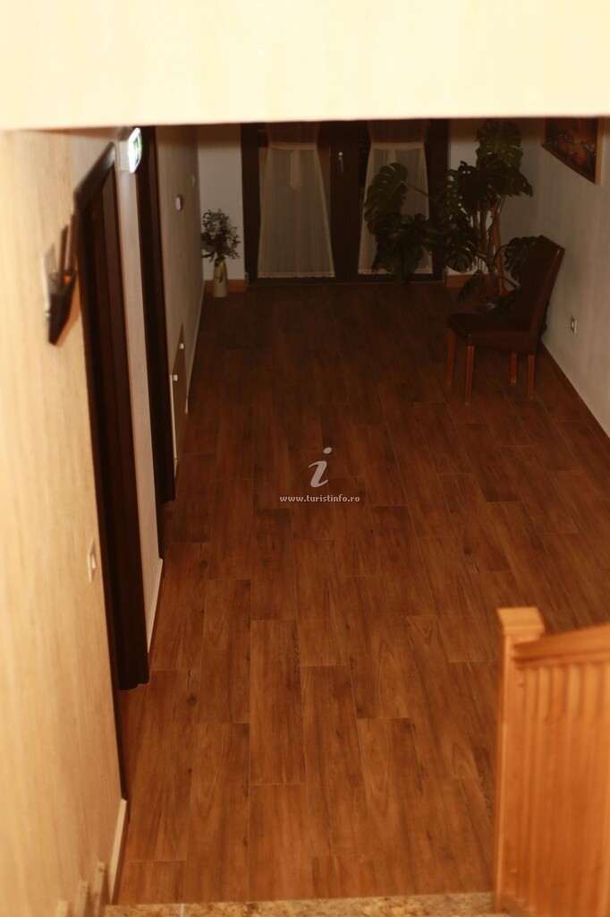 Casa Roua Munților