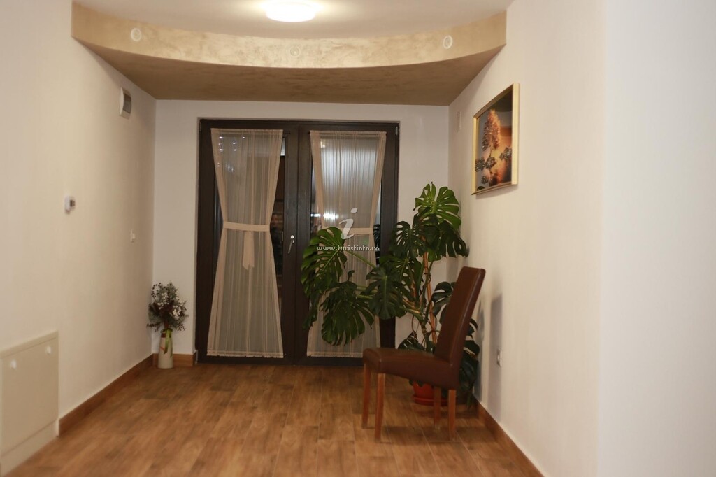 Casa Roua Munților