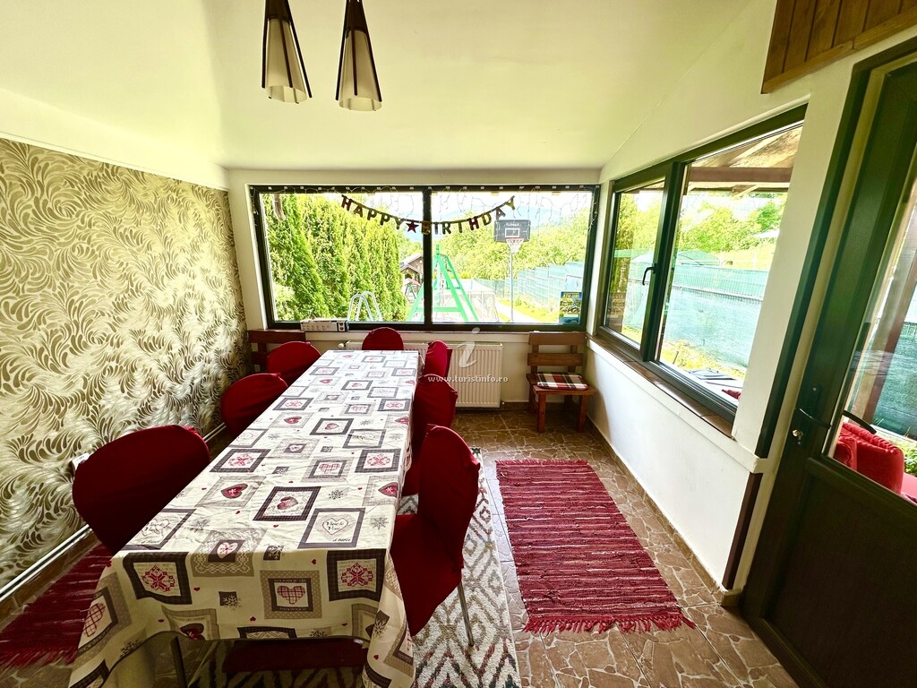 Camere de închiriat Casa David