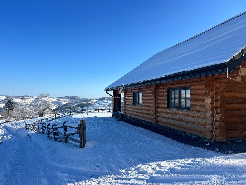 Cabana Amber Hills România