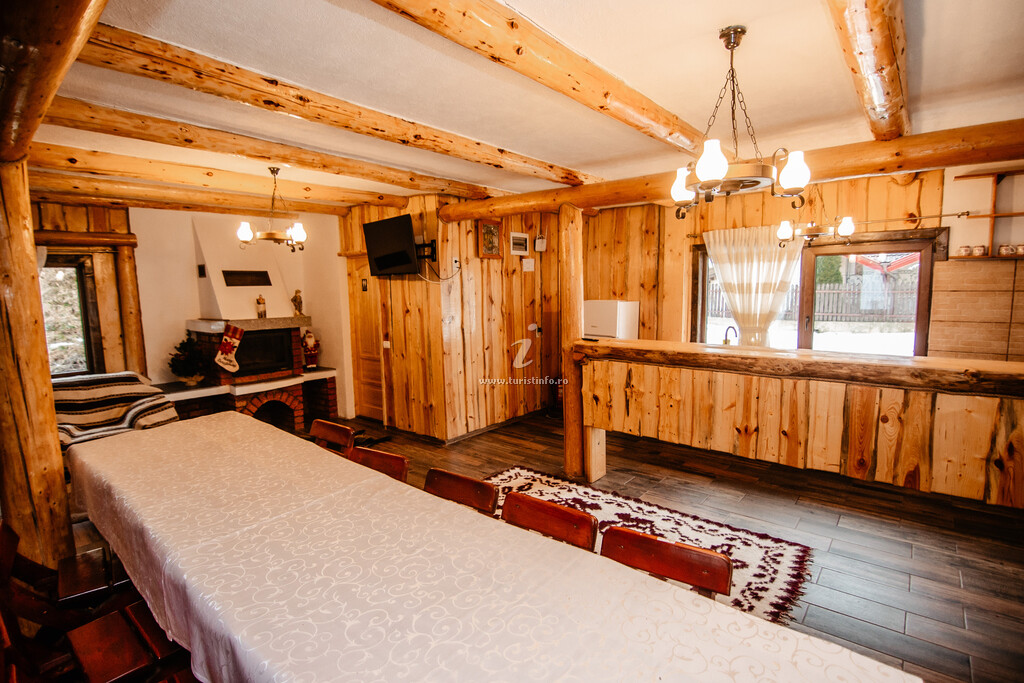 Cabana 3 Brăduți