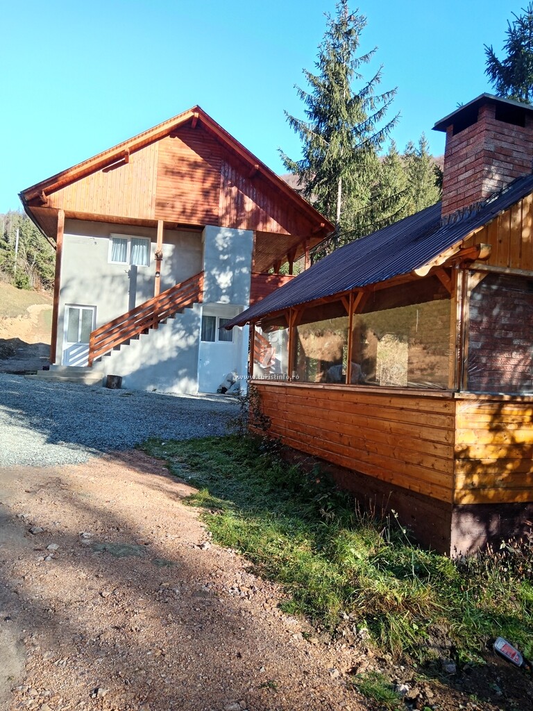 Cabana Umbra Brazilor
