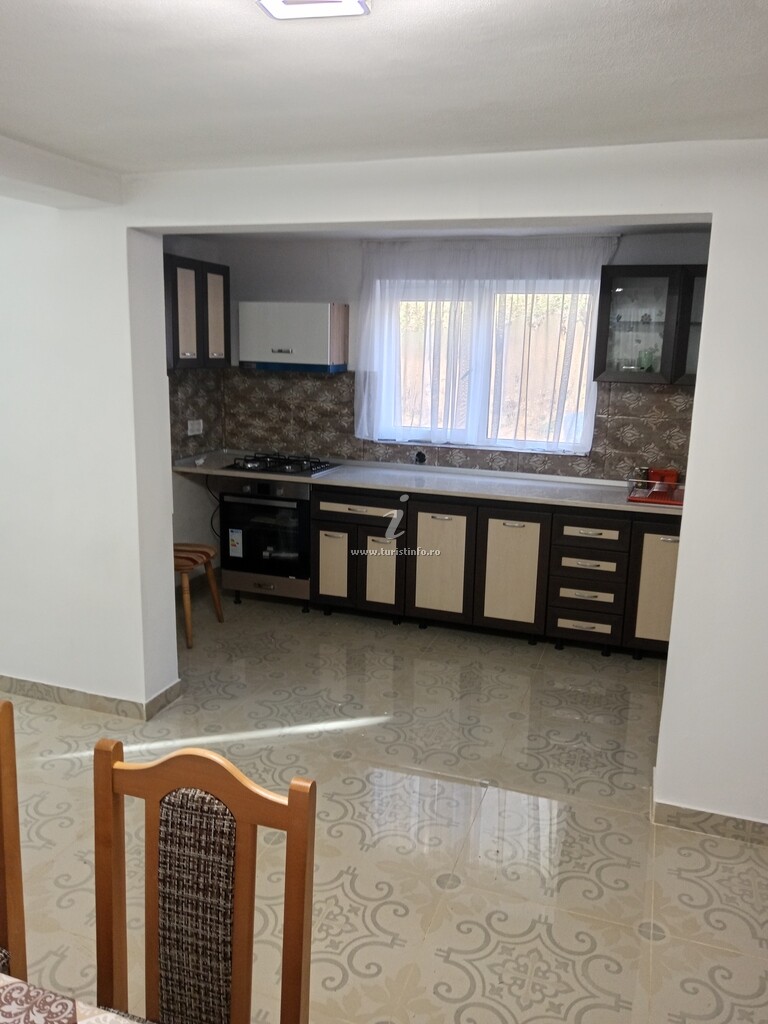 Cabana Umbra Brazilor