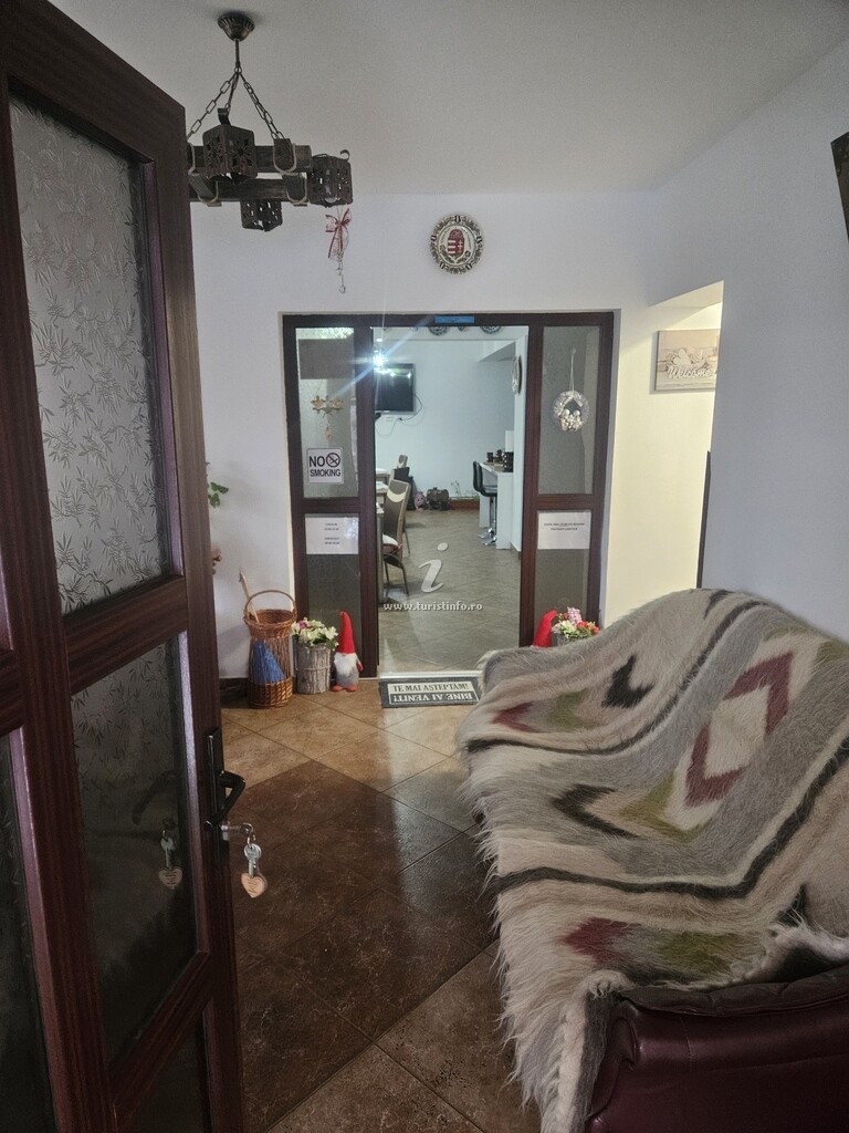 Camere de închiriat Casa Albert