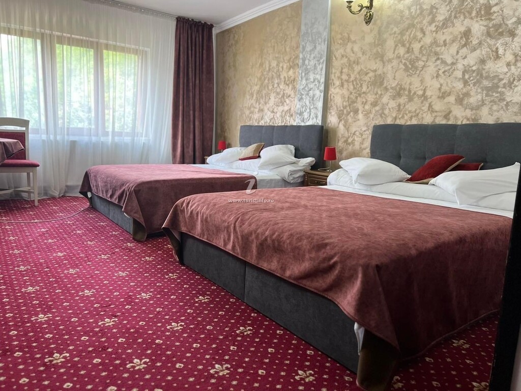 Pensiunea Cristal