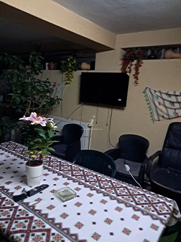 Căsuța Galbenă