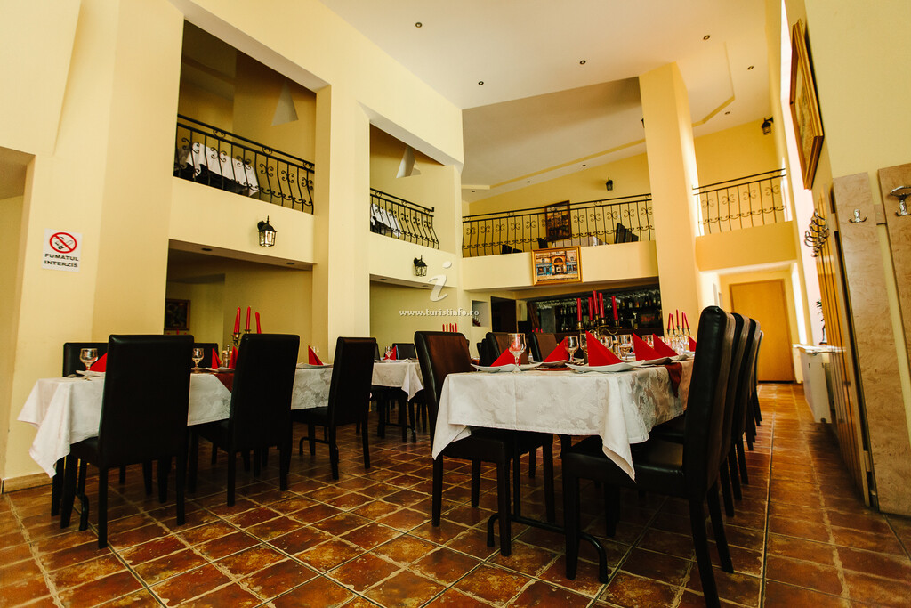Hotel Dobsi
