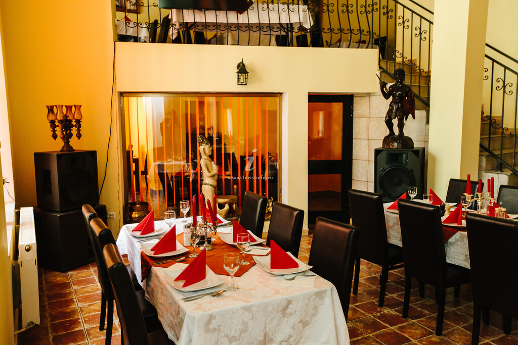 Hotel Dobsi