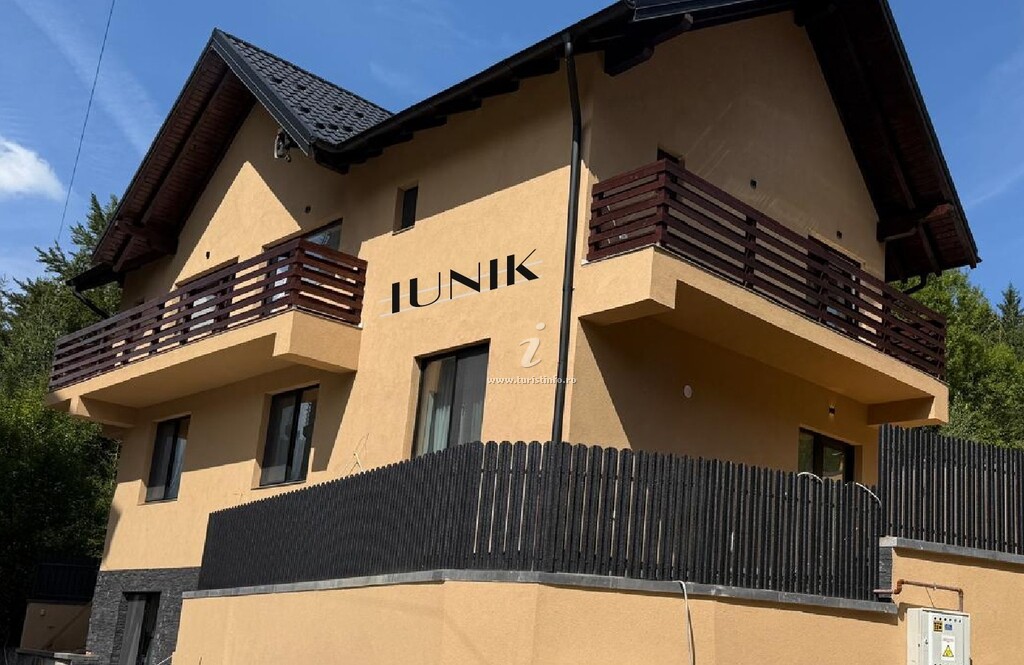 Vila Iunik