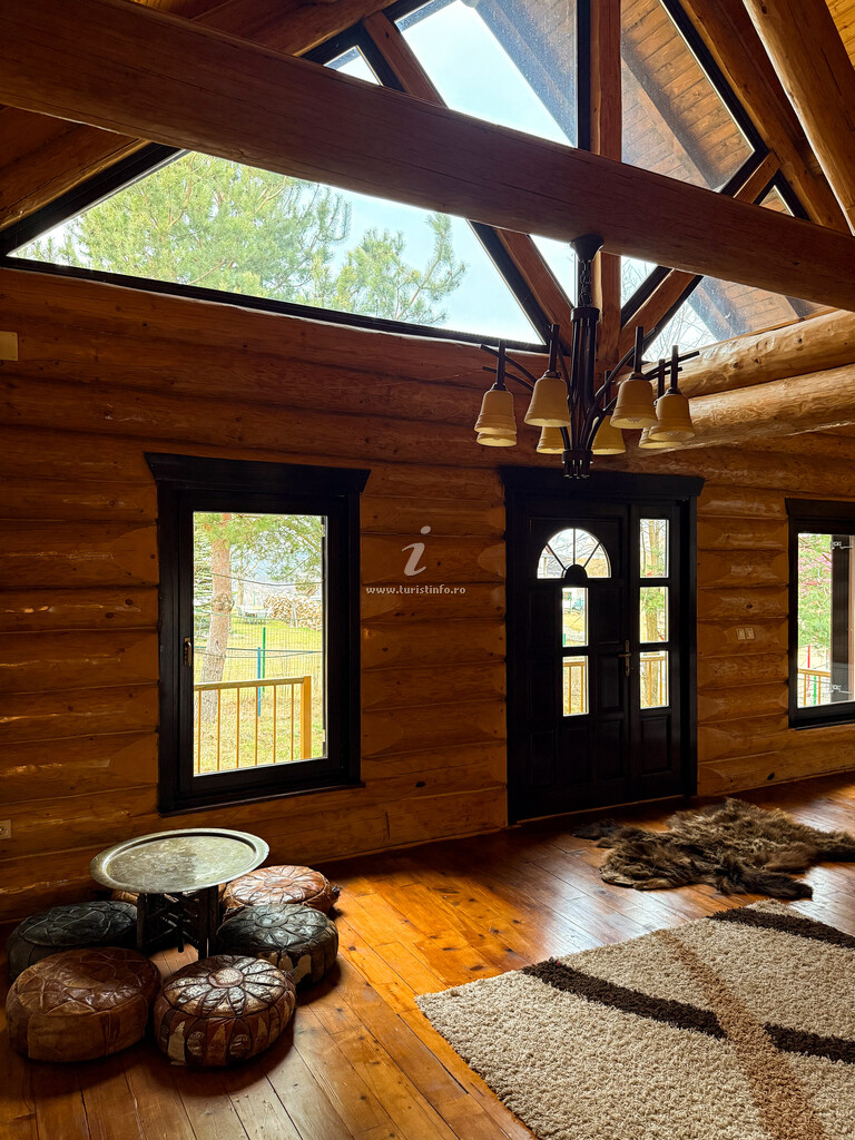 Cabana 33