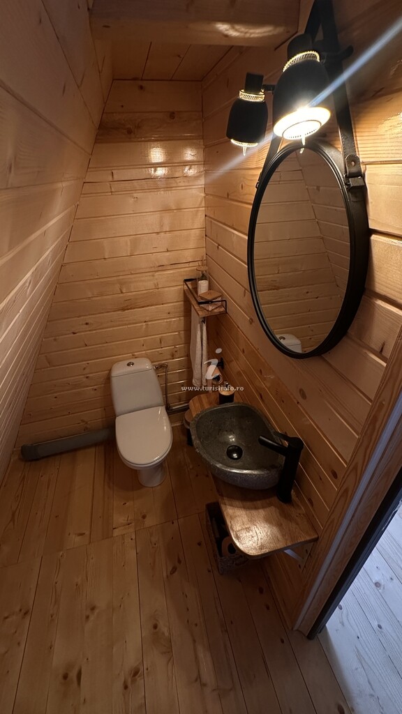 La Știubei Cabin