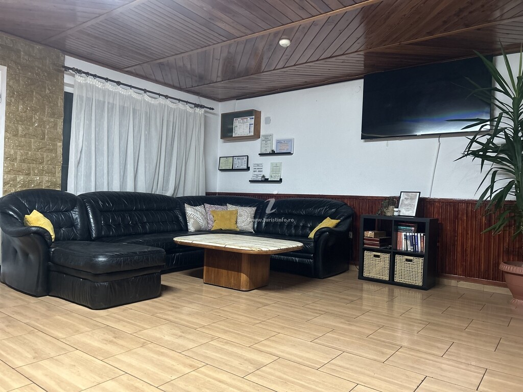 Pensiunea Agroturistică Adelina