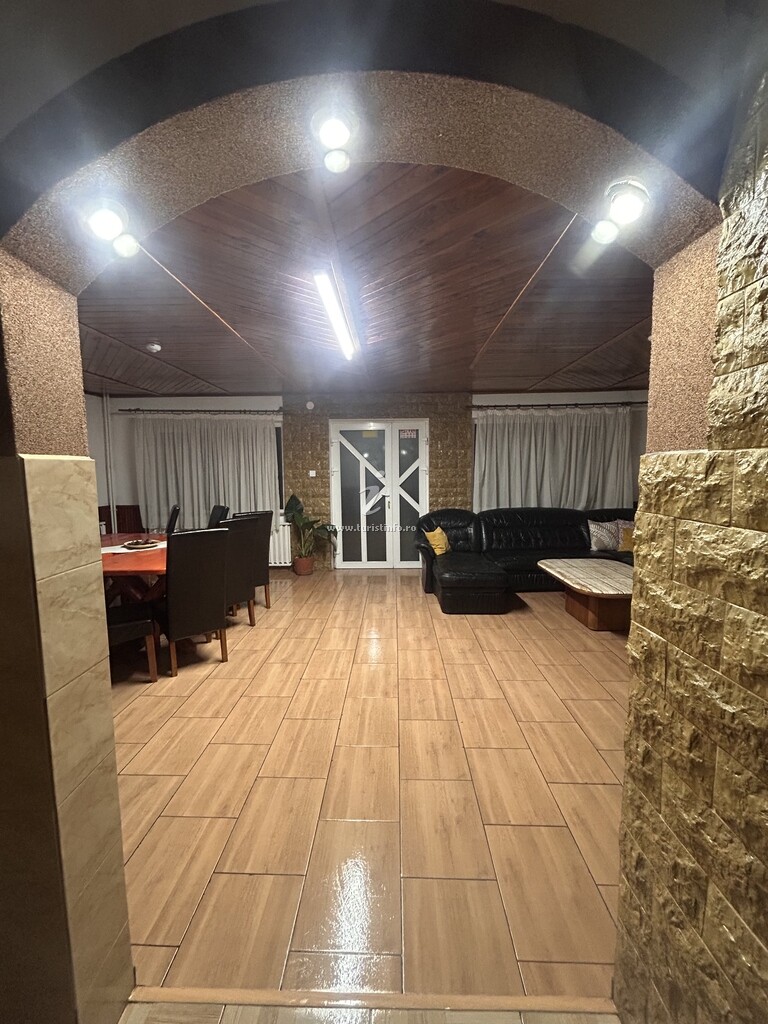 Pensiunea Agroturistică Adelina