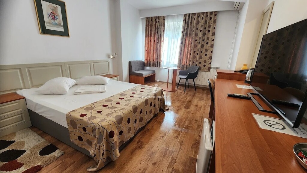Hotel Select