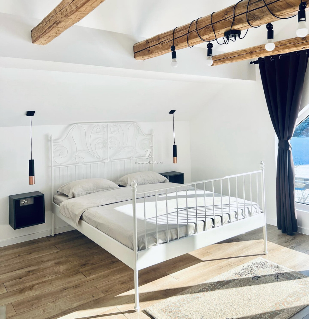 The W Villa