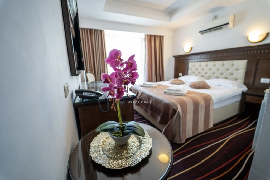 Hotel Maryna Bay Beach