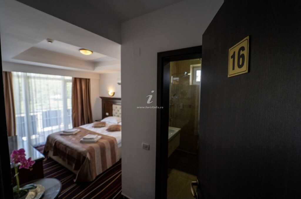 Hotel Maryna Bay Beach