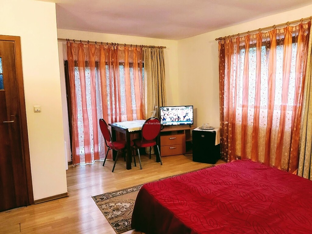 Pensiunea Agroturistică Piscul Soarelui
