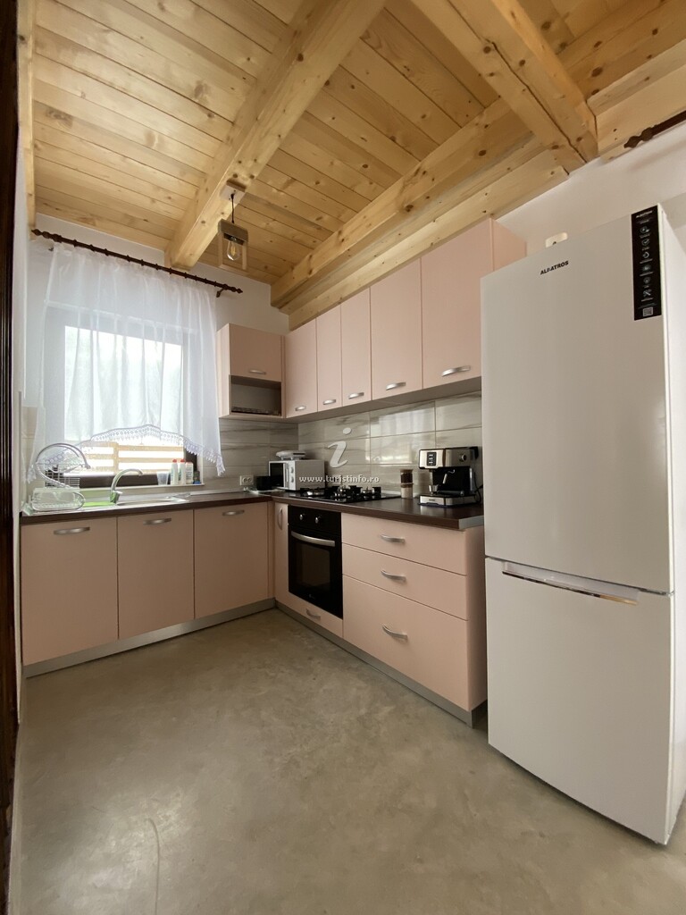 Casa de vacanță Mărgăuța din Deal
