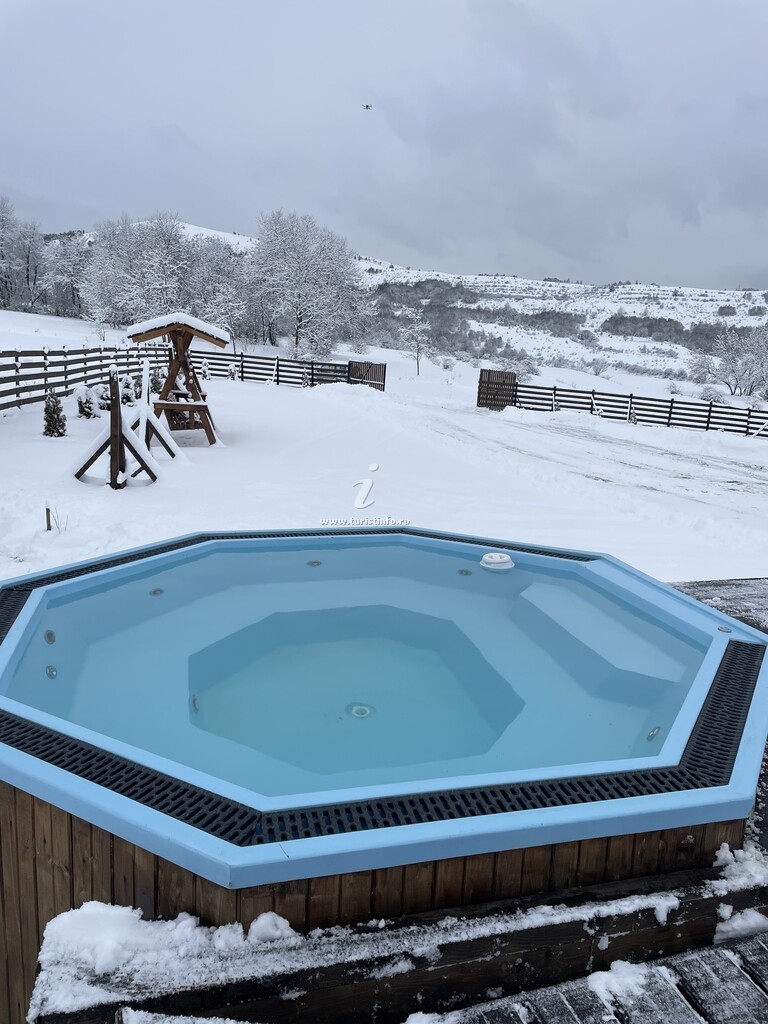 Casa de vacanță Mărgăuța din Deal