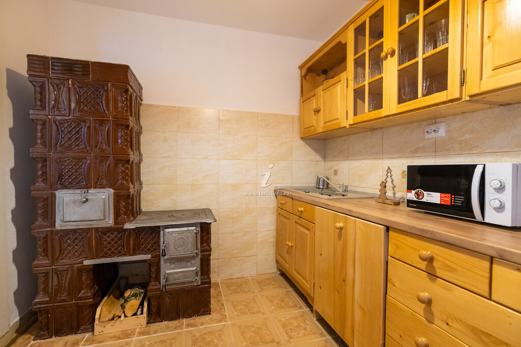 Cabana Bucuria Munților