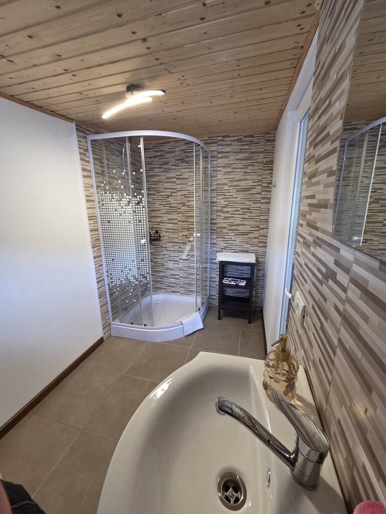 Camere de închiriat Anastasia