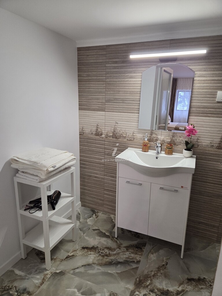 Camere de închiriat Anastasia