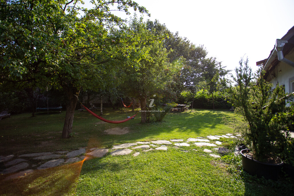 Pensiunea Casa Moşului