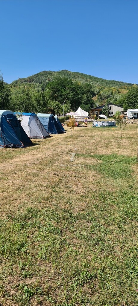 Glamping Arca Rafting Camp