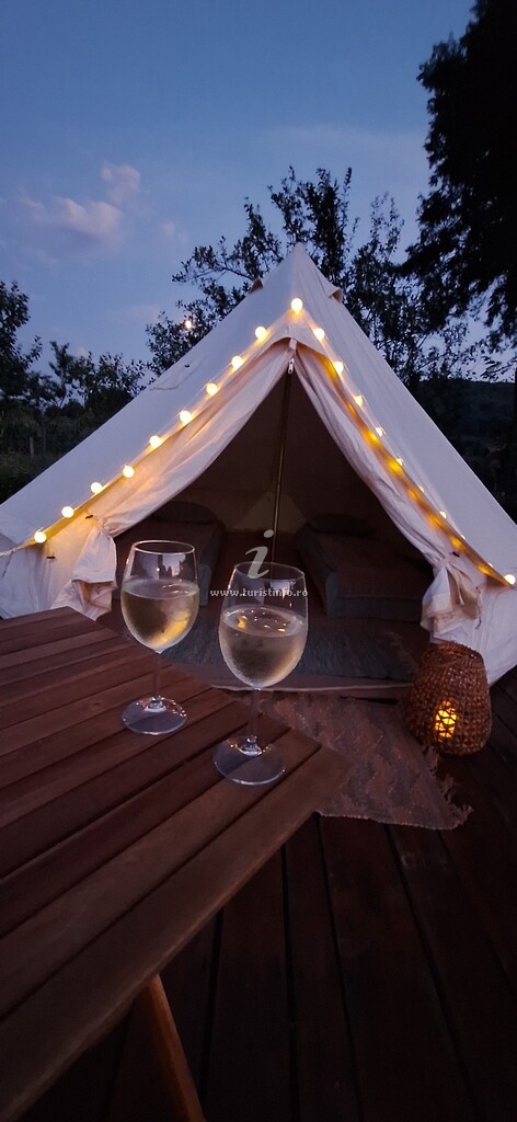 Glamping Arca Rafting Camp