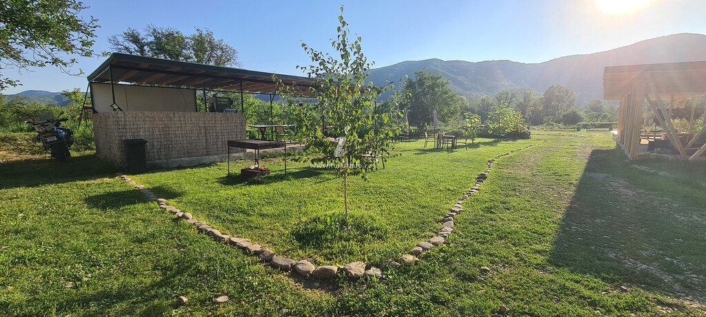 Glamping Arca Rafting Camp