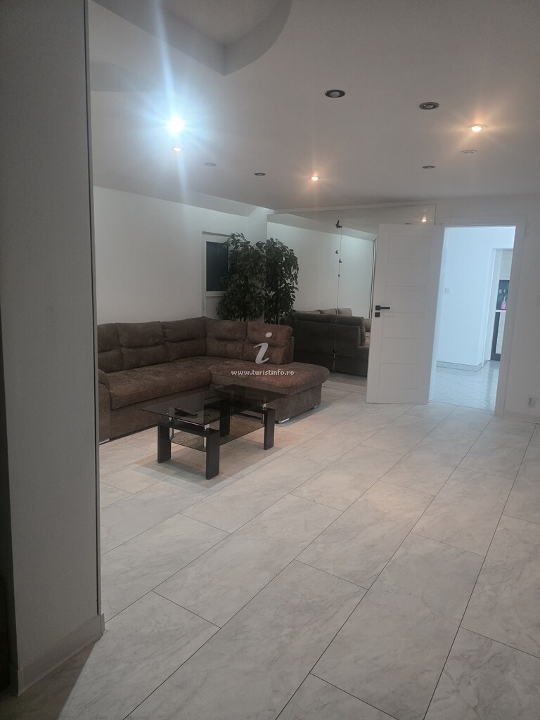 Apartament Ram House
