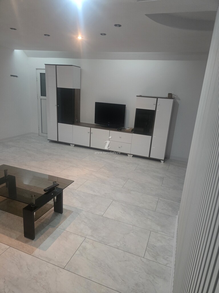 Apartament Ram House