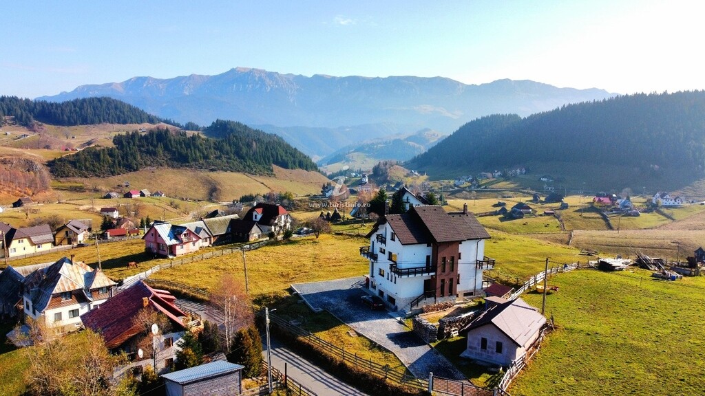 Camere de închiriat Panorama
