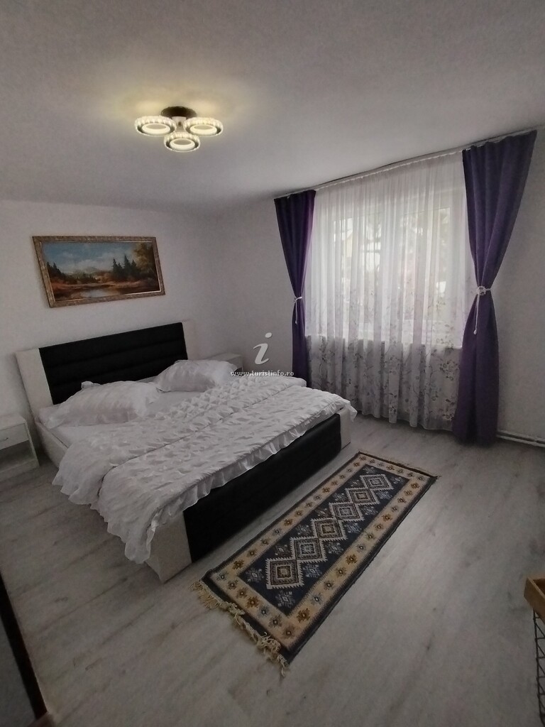 Casa din Munți